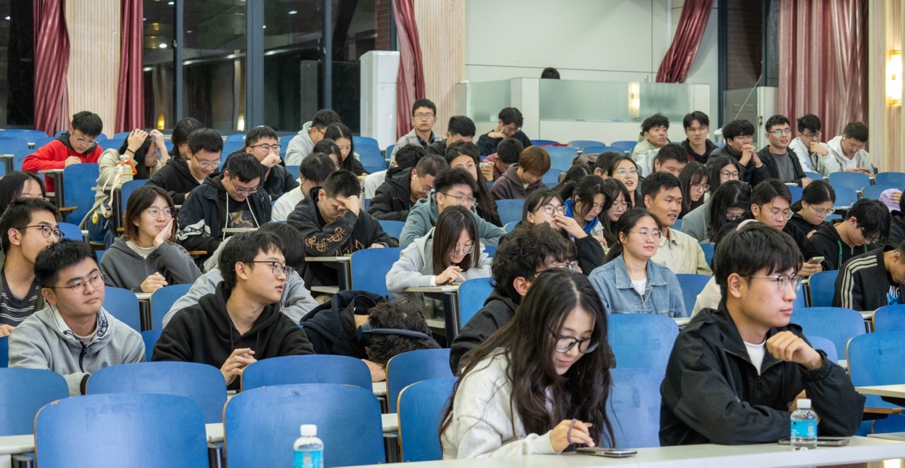 1733210452823731.jpg 1733210452823731.jpg